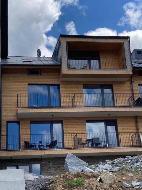 Apartman Brcalnik Sumavske Strane โฮยโซวาสตราช ภายนอก รูปภาพ